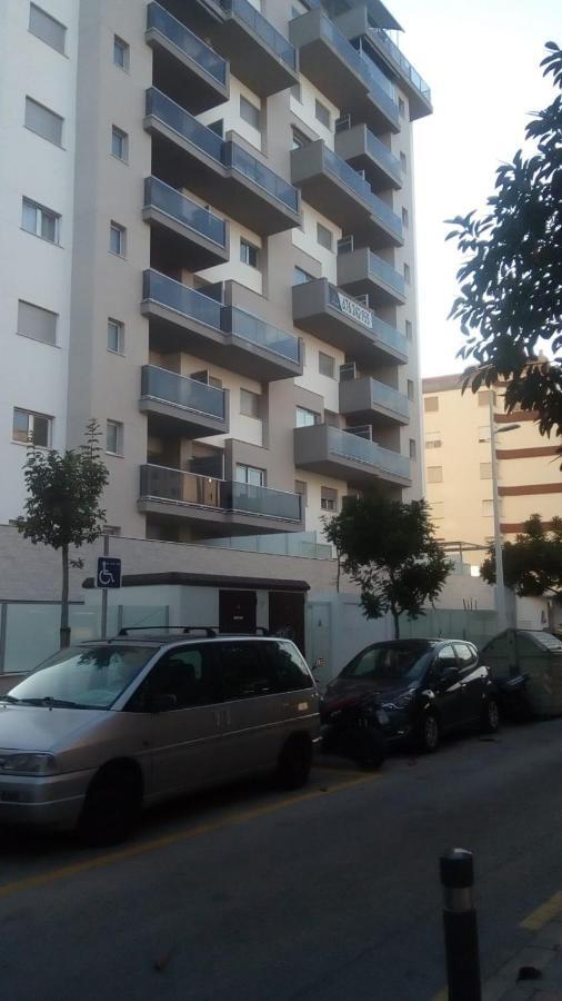 Апартаменты Edificio Attikos - Solo Familias Гандия Экстерьер фото
